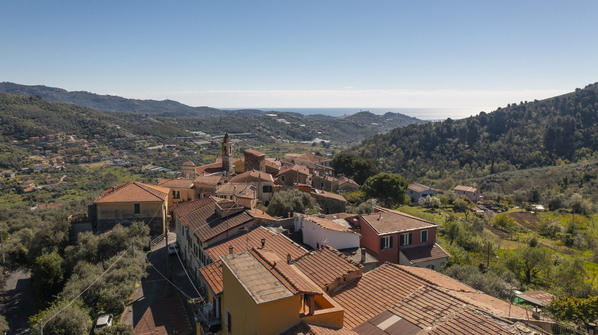 Vista aerea di Ca Nicò in Val Prino